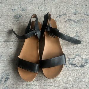 Steve Madden platform sandals